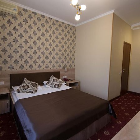 Renion Zyliha Hotel อัลมาตี ห้อง รูปภาพ