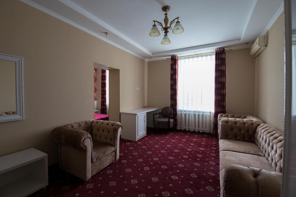 Renion Zyliha Hotel อัลมาตี ภายนอก รูปภาพ