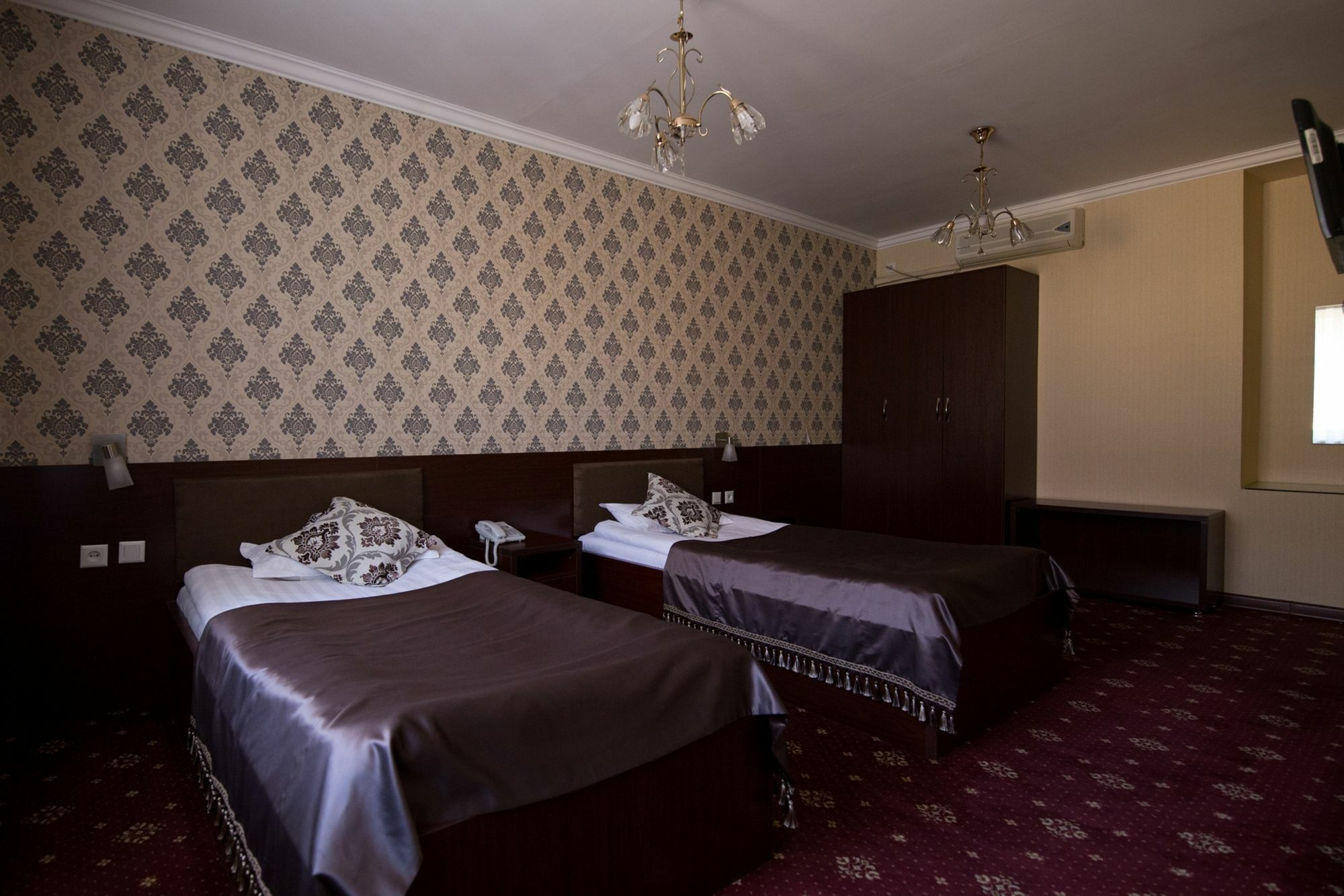 Renion Zyliha Hotel อัลมาตี ภายนอก รูปภาพ